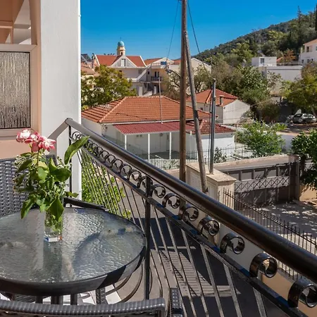 Aparthotel Alexatos & Agia Efimia