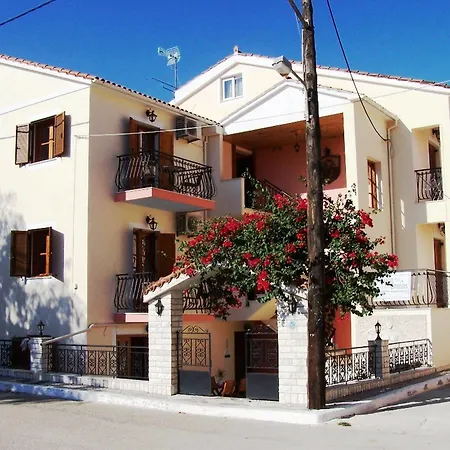 Alexatos & Apartmanhotel Ajía Effimía