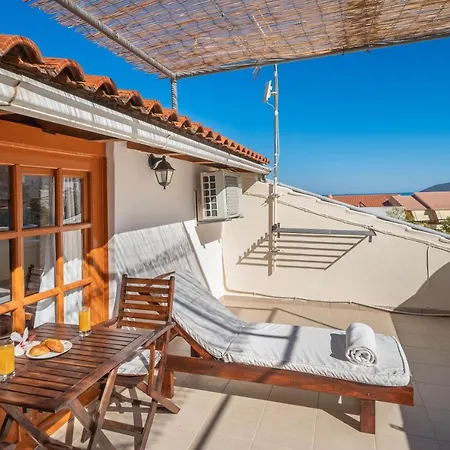 Alexatos & Agia Efimia