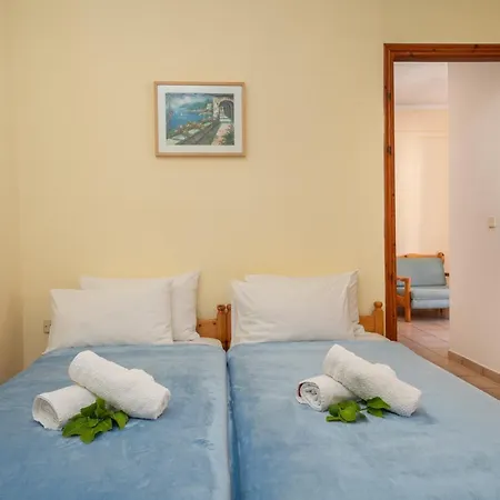 Aparthotel Alexatos & Agia Efimia