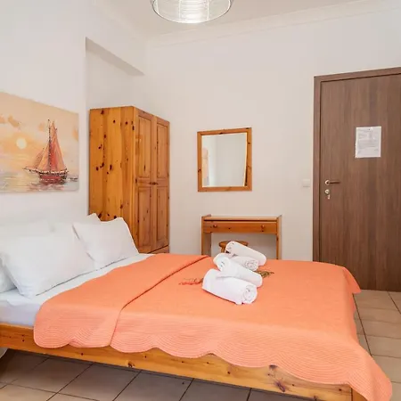 Alexatos & Aparthotel 4*