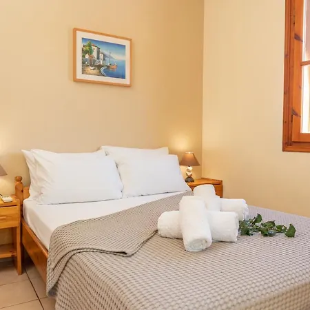 Alexatos Studios&apartments 4*