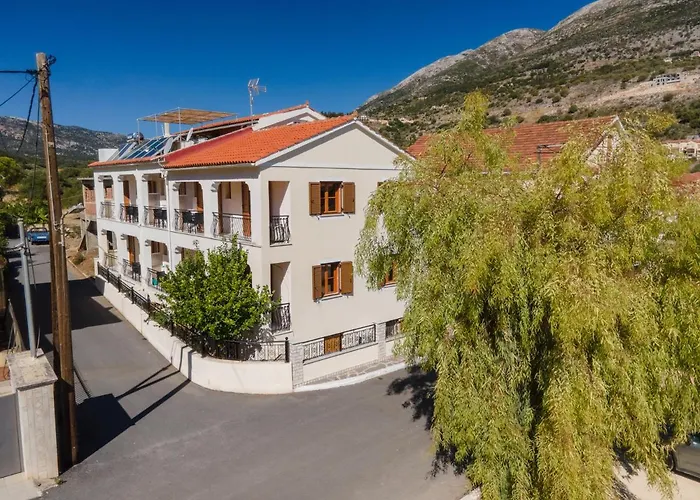 Aparthotel Alexatos & Agia Efimia