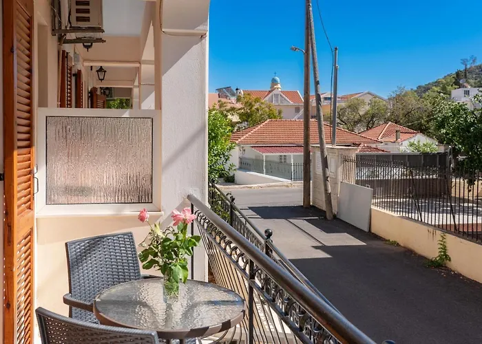 Alexatos & 4* Agia Efimia