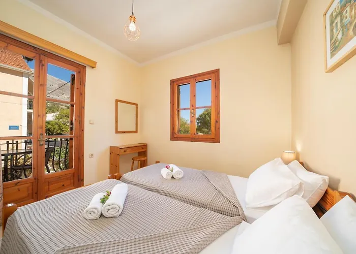 Aparthotel Alexatos &