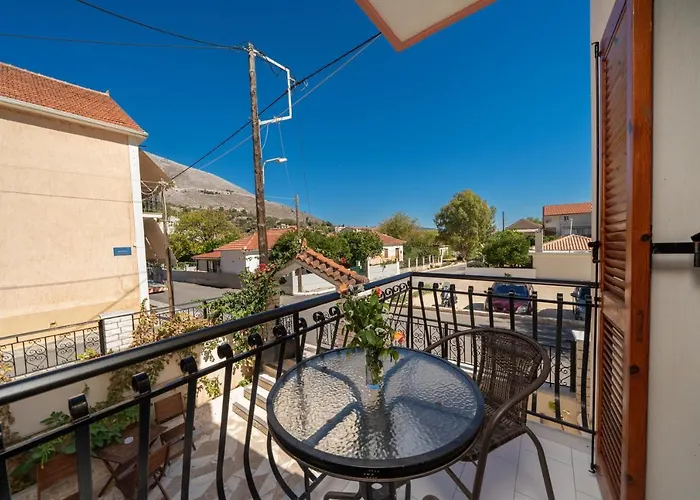 Alexatos & Aparthotel Agia Efimia