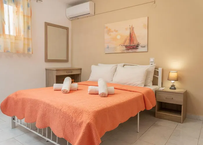 Aparthotel Alexatos & 4*