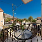 Alexatos & Lejlighedshotel Agia Efimia